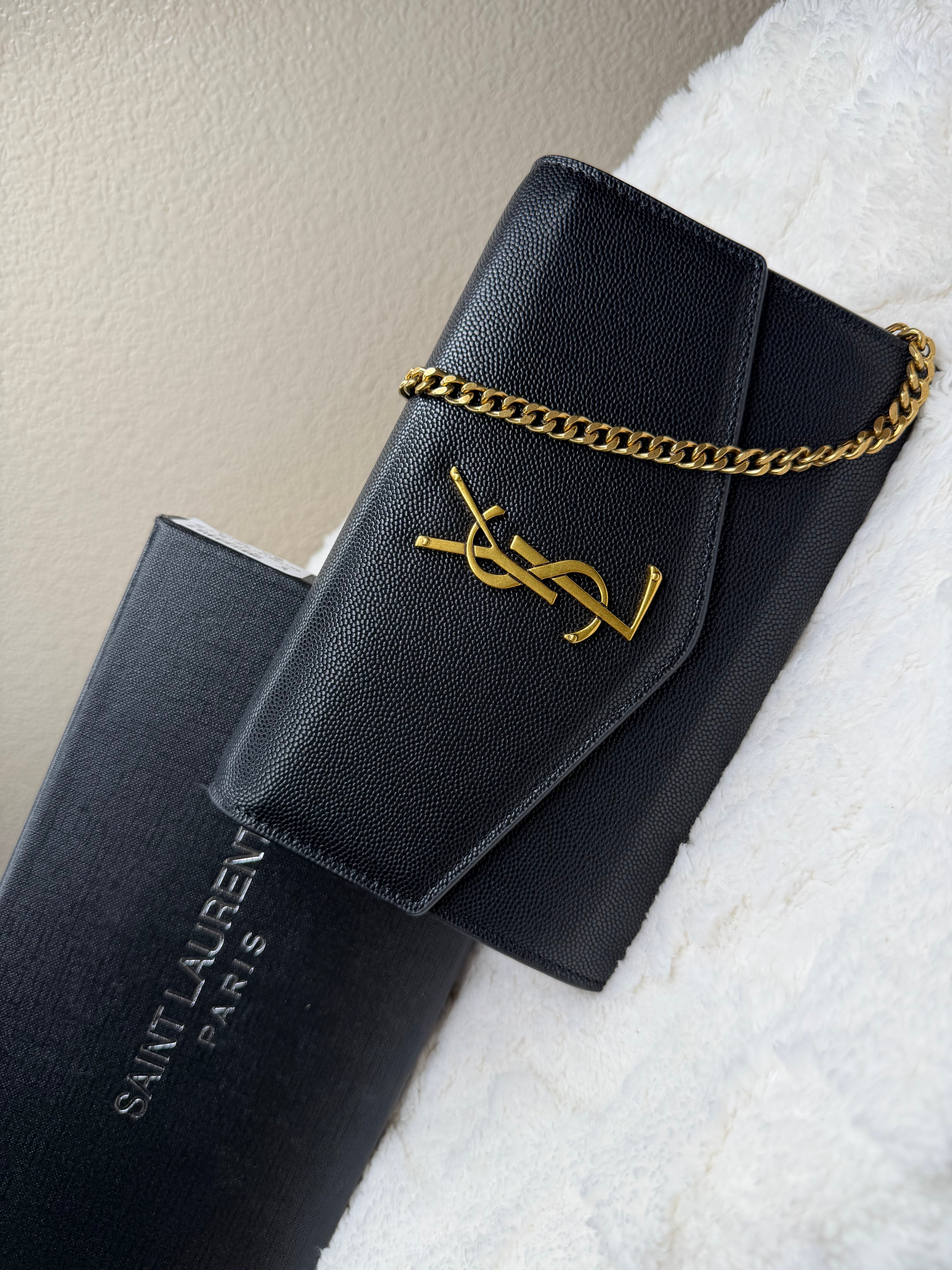Y chain bag