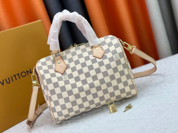 LV Speedy Bandoulière Bag 25