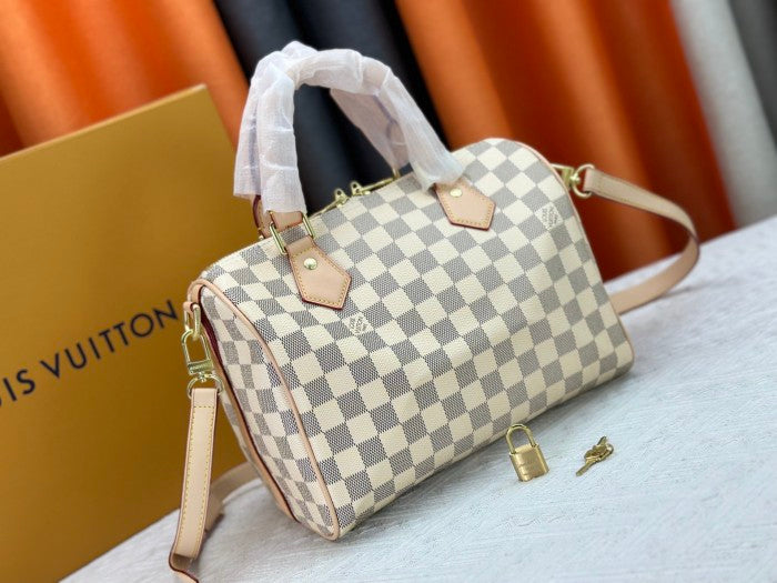 LV Speedy Bandoulière Bag 25