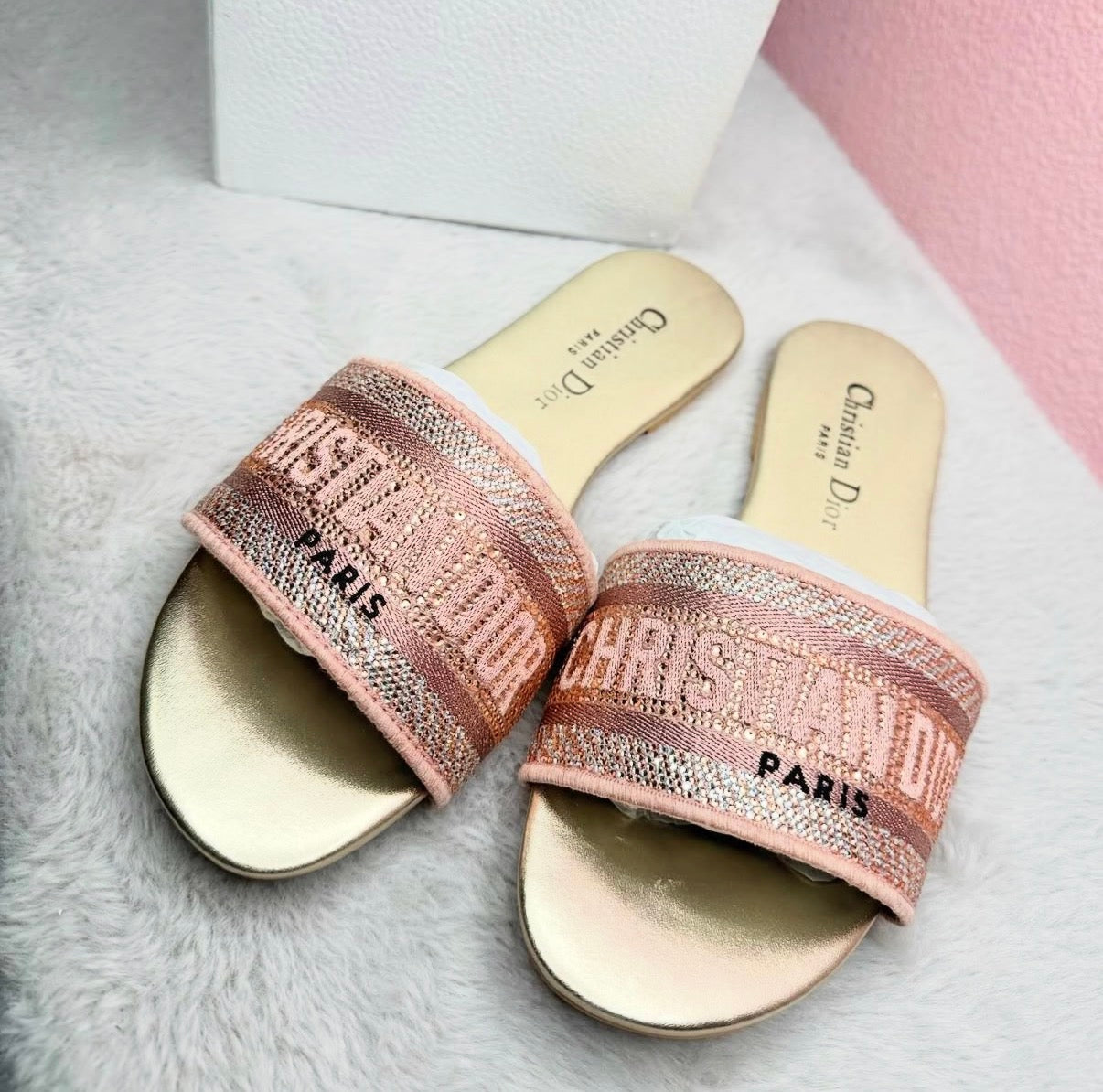 D Sandals