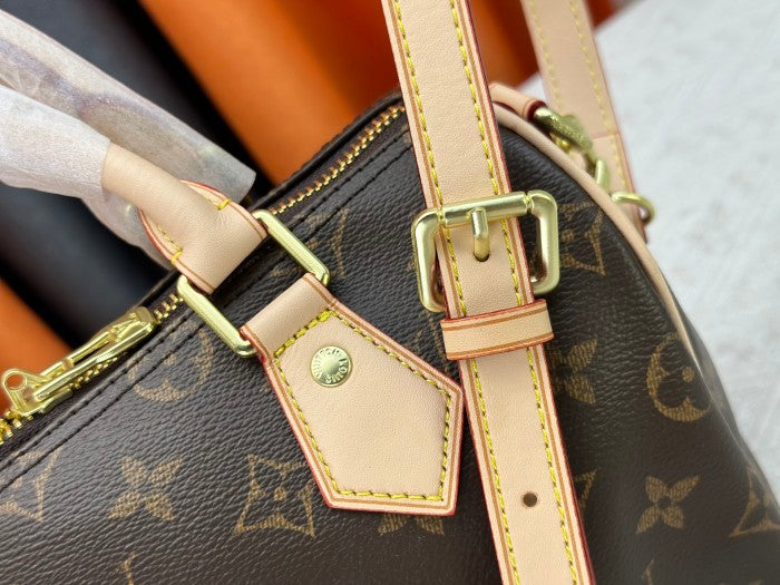 LV Speedy Bandoulière Bag 25