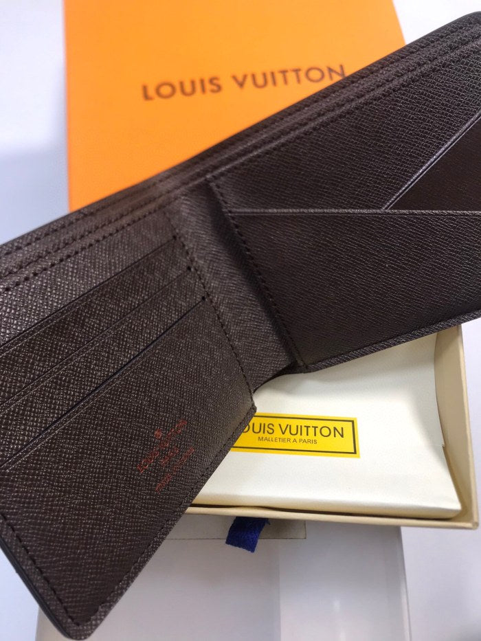Men checkered wallet