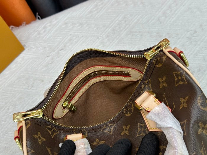 LV Speedy Bandoulière Bag 25